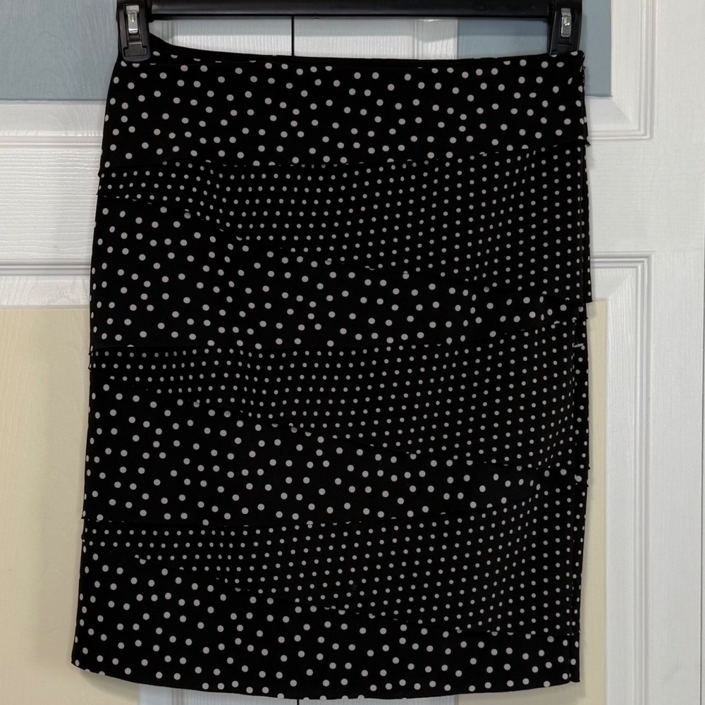 White House Black Market Polka Dot Tiered Pencil Skirt Black White Size 8